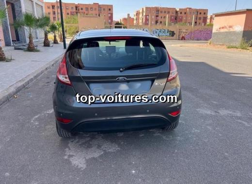Ford Fiesta 2017 — photo 2