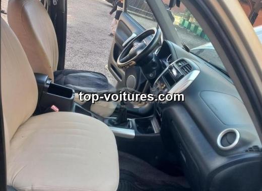 Toyota RAV-4 2004 — photo 8
