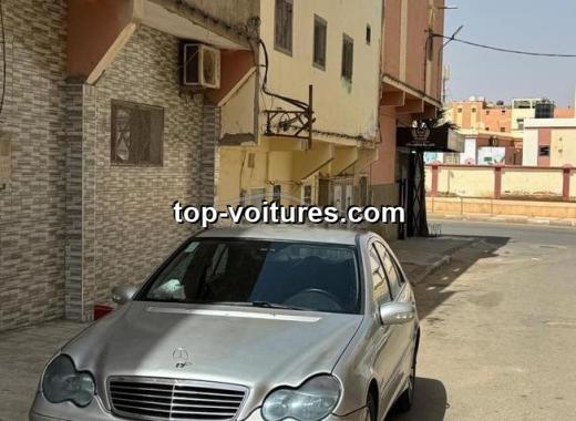 Mercedes 220 2003