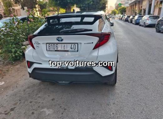 Toyota C-HR 2022 — photo 2
