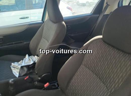 Toyota Yaris 2012 — photo 6