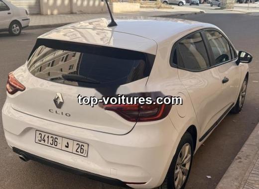 Renault Clio 2023 — photo 2