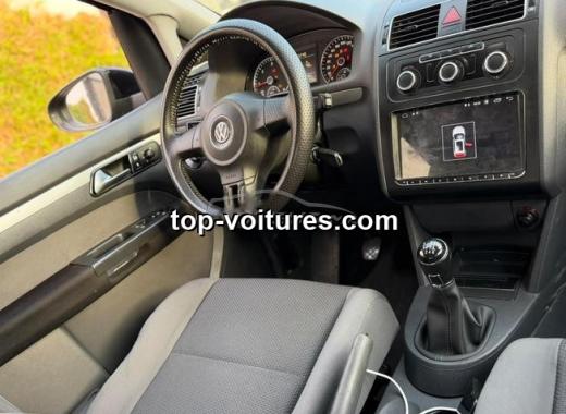 Volkswagen Touran 2011 — photo 8