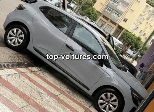 Renault Clio 2024 — photo 3