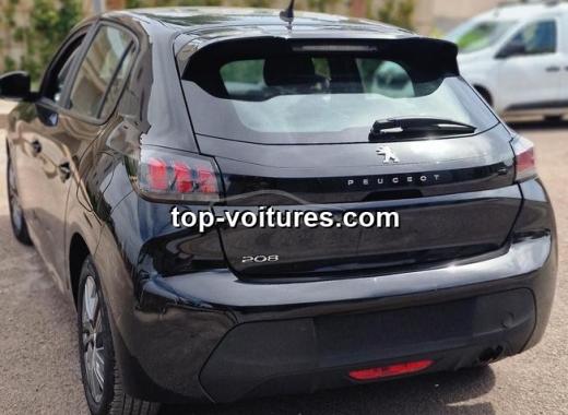 Peugeot 208 2022 — photo 3