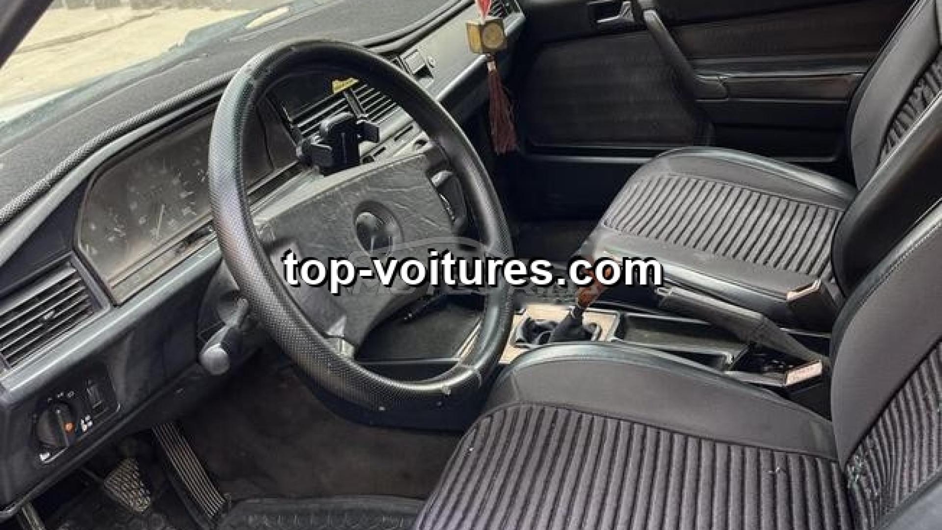 Mercedes-Benz 190