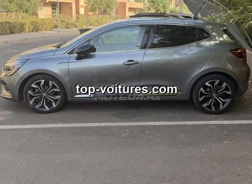 Renault Clio 2023 — photo 2