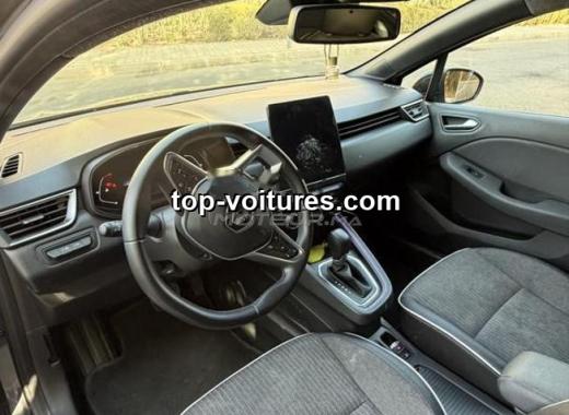 Renault Clio 2023 — photo 4