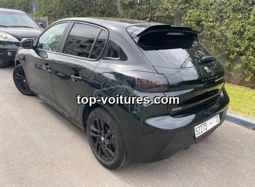 Peugeot 208 2023 — photo 2