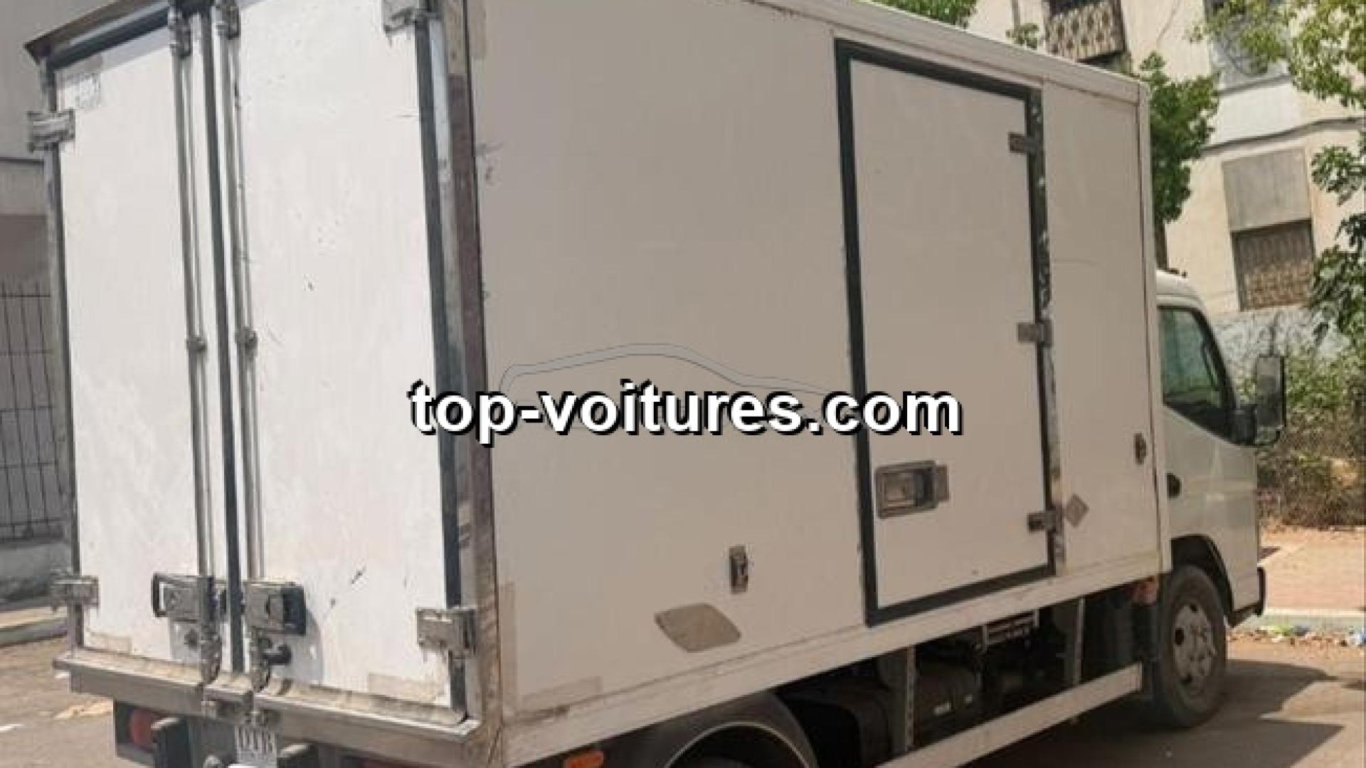 Mitsubishi L300