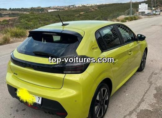 Peugeot 208 2025 — photo 2