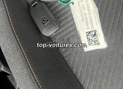 Peugeot 208 2025 — photo 4