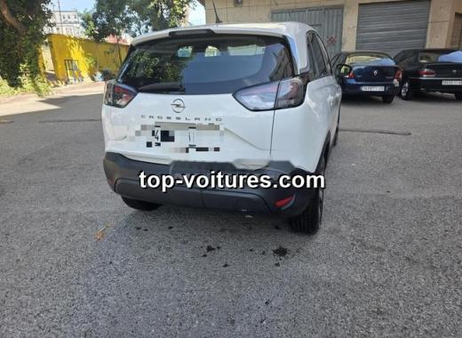 Opel Crossland 2024 — photo 3
