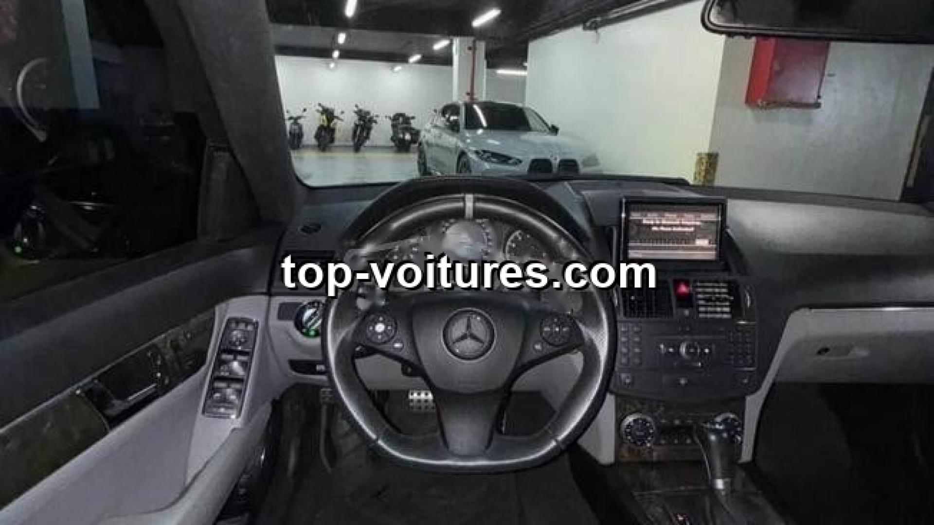 Mercedes-Benz 220