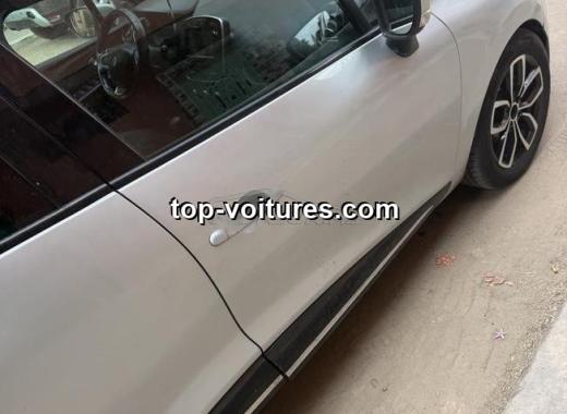 Renault Clio 2018 — photo 2
