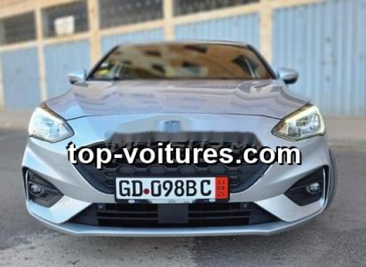 Ford Focus 2021 — photo 3