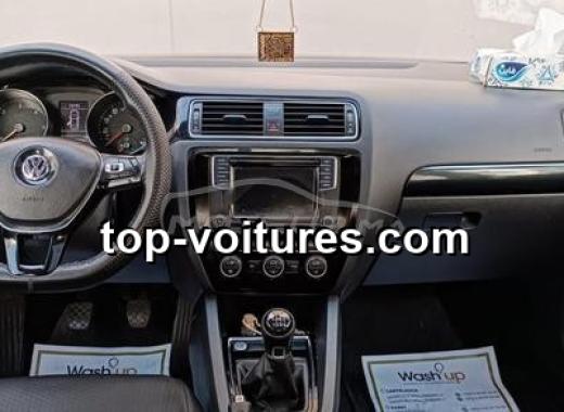 Volkswagen Jetta 2019 — photo 4