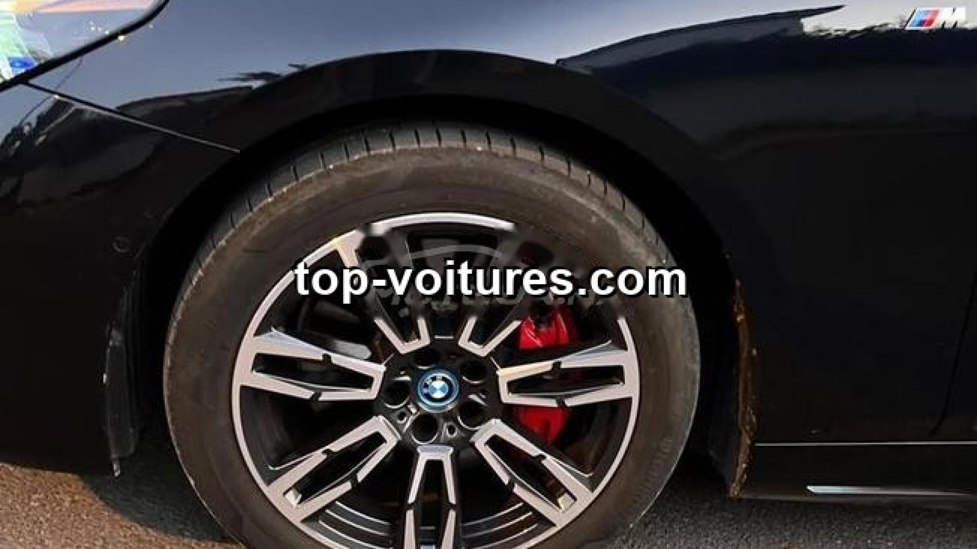 BMW i5