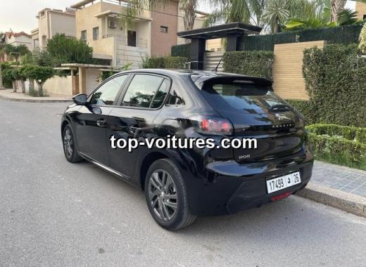 Peugeot 208 2022 — photo 2