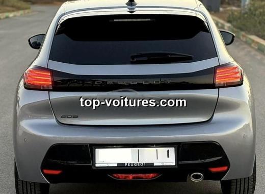 Peugeot 208 2025 — photo 2