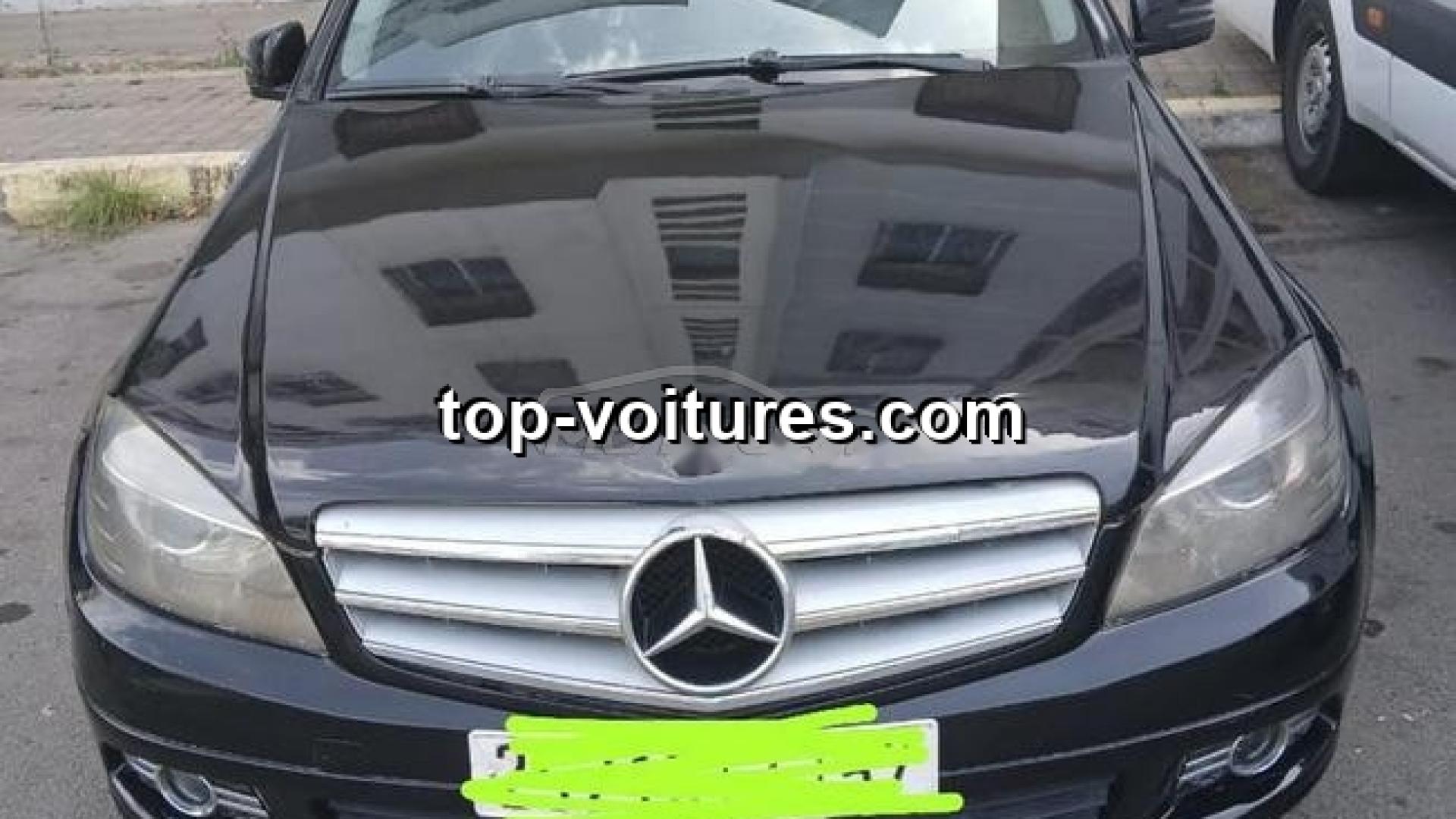 Mercedes-Benz 220