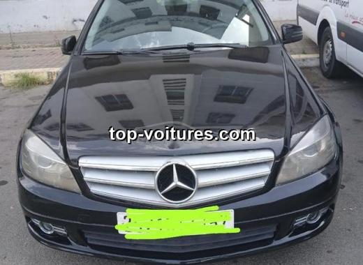 Mercedes 220 2010