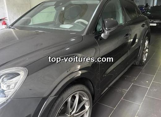 Porsche Cayenne 2019 — photo 2