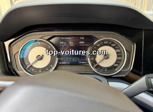 Volkswagen Touareg 2021 — photo 8