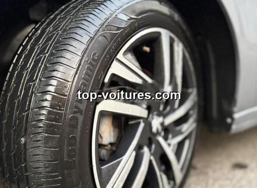 Peugeot 208 2023 — photo 6