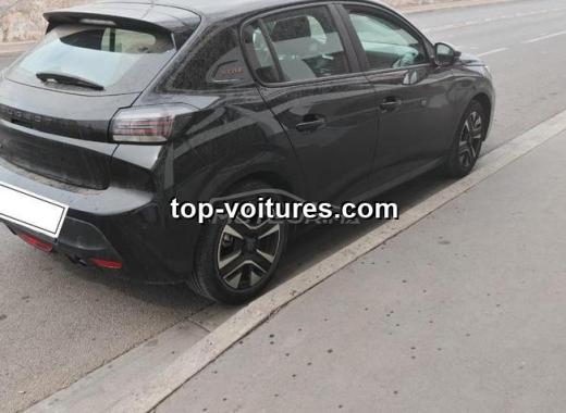 Peugeot 208 2025 — photo 3