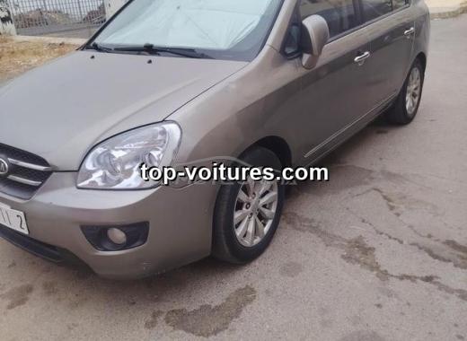 Kia Carens 2010 — photo 2