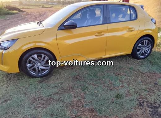 Peugeot 208 2022 — photo 5