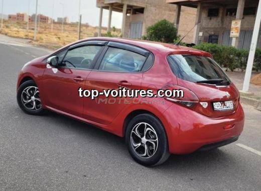 Peugeot 208 2016 — photo 3