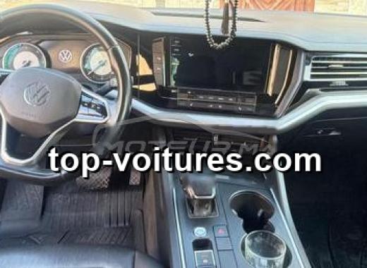 Volkswagen Touareg 2021 — photo 2