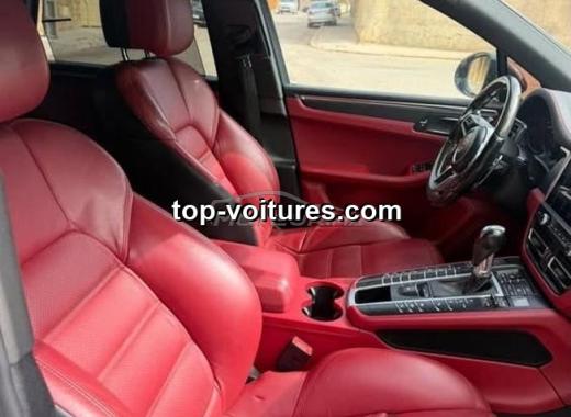 Porsche Macan 2021 — photo 2