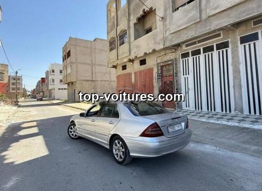 Mercedes 220 2005
