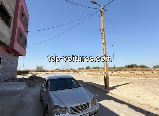 Mercedes 220 2005 — photo 4
